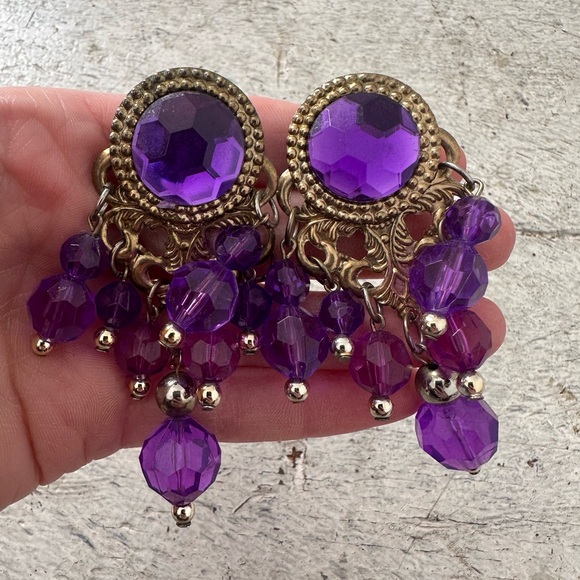 Vintage Jewelry - Vintage 60s Purple Etruscan Clip On Earrings